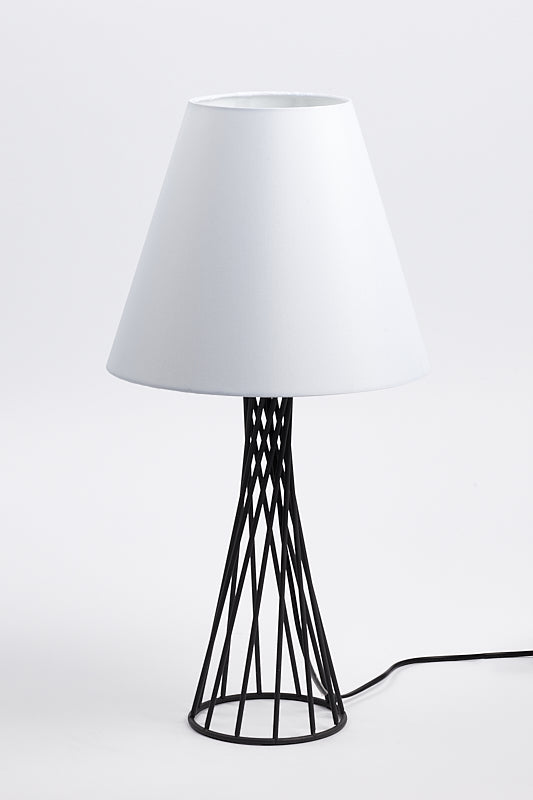 Lampe sur pied Crinoline - Élégance et modernité pour votre intérieur