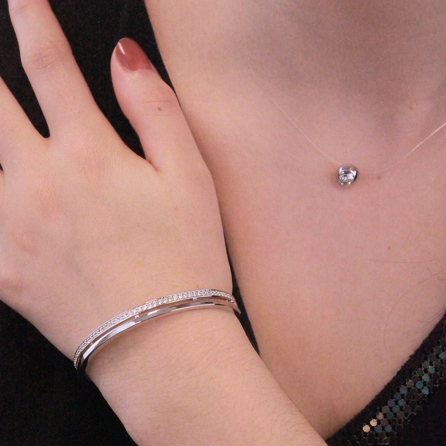 Bracelet Criss en laiton avec 39 cristaux Autrichiens scintillants