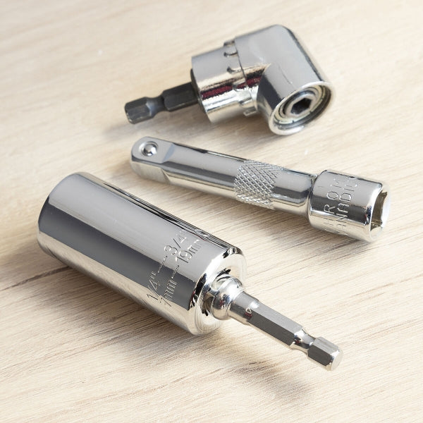 Clé à douille universelle avec accessoires - Pratique et polyvalente !