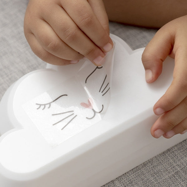 Lampe LED Arc-en-Ciel pour des Soirées Éblouissantes