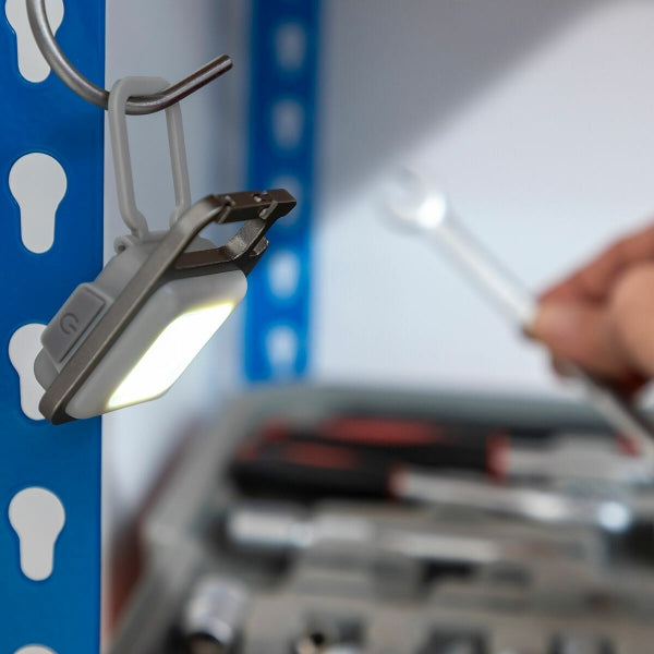 Porte-clés Multifonction 7-en-1 avec Lampe de Poche LED Rechargeable et Aimant