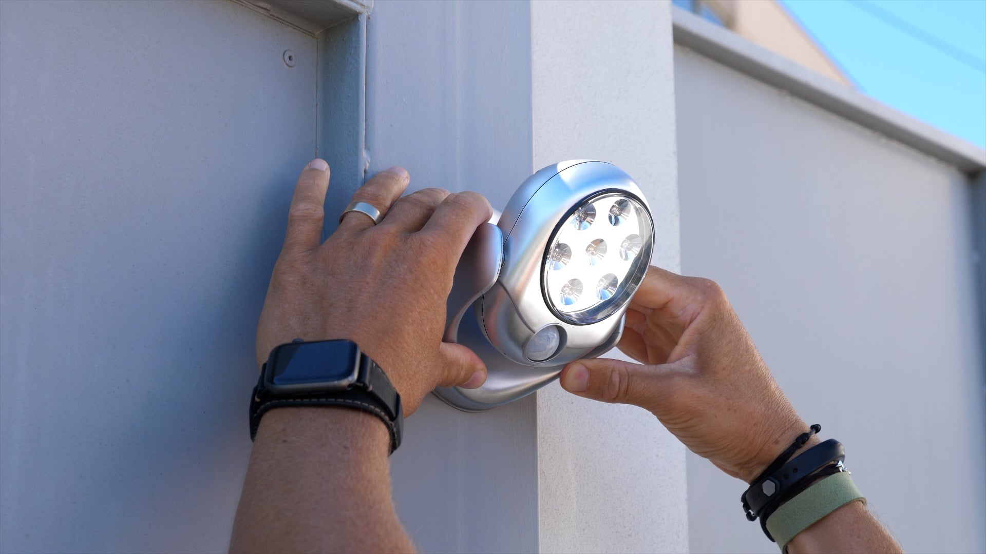 Selected Variant Image