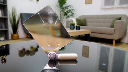 Loupe de lecture pliable avec rangement pratique