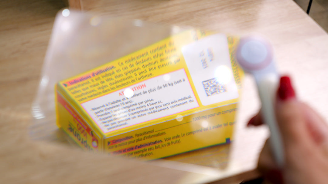 Loupe de lecture pliable avec rangement pratique