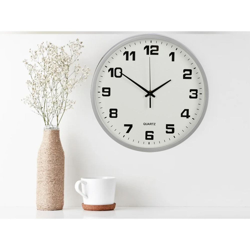 Grande Horloge Murale Élégante en Argent