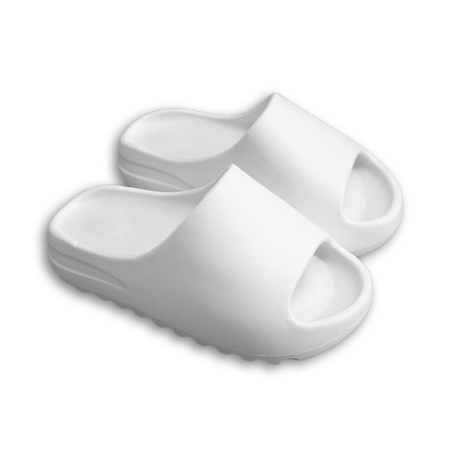 Claquettes Nuage V2 : Confort et Légèreté au Quotidien