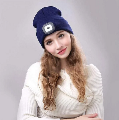 Bonnet d'hiver avec LED intégrée : chaleur et éclairage en un seul accessoire !