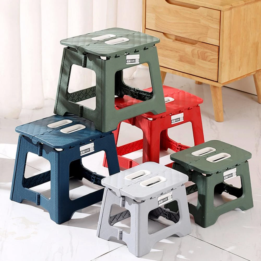 Tabouret Pliant Anti-Dérapant 27 cm pour un Accès Pratique et Sécurisé