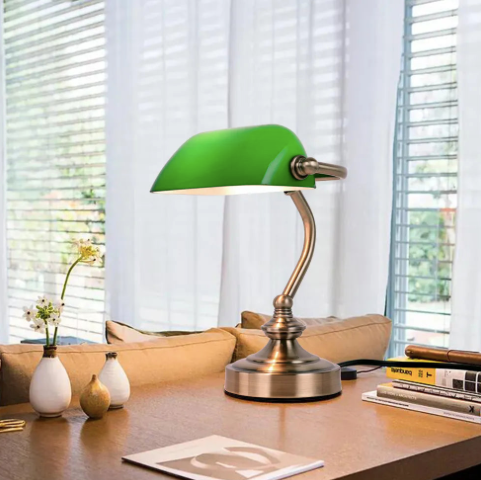 Lampe de bureau rétro LED avec recharge élégante