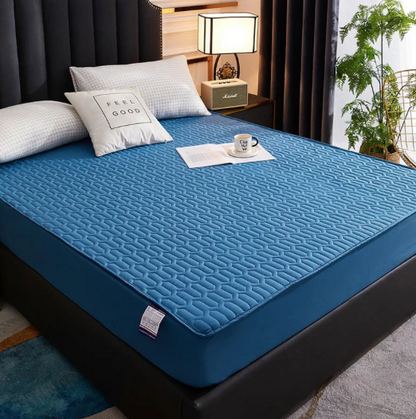 Protège-matelas épais et imperméable pour un sommeil serein