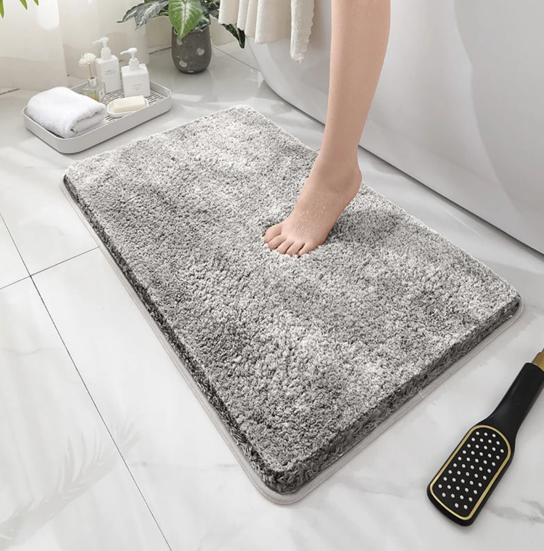 Tapis de bain peluche antidérapant pour un confort ultime