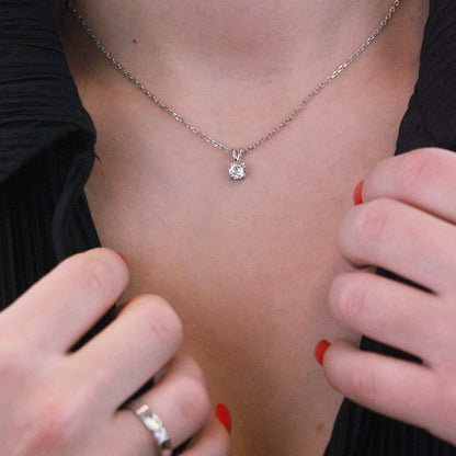 Parure Crystal Mia : Élégance Éblouissante en Zircon Autrichien