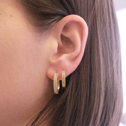 Boucles d'oreilles Aleah en laiton ornées de 24 cristaux scintillants