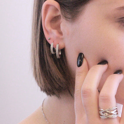 Boucles d'oreilles Aleah en laiton ornées de 24 cristaux scintillants