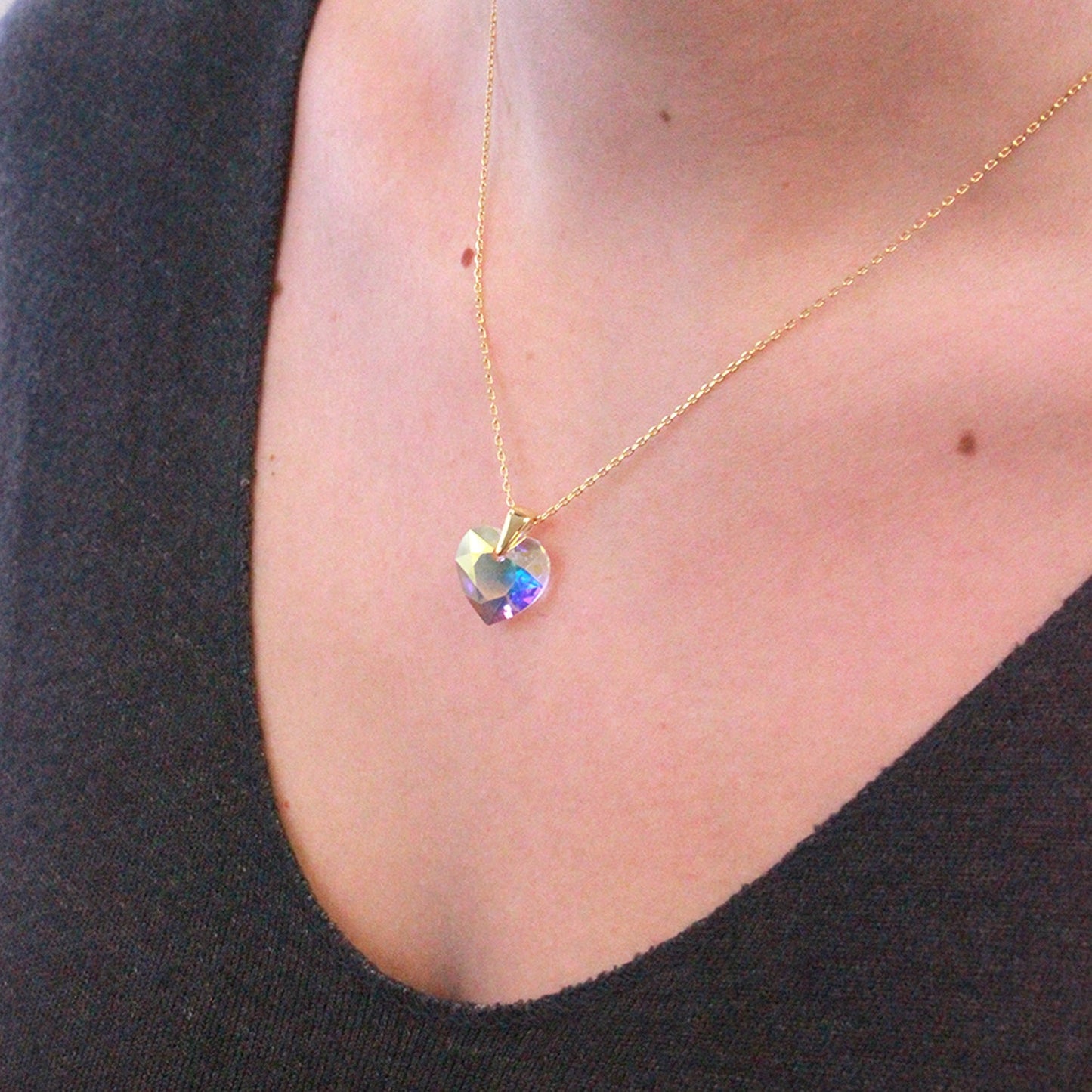 Pendentif Crystaline Heart en Cristal Autrichien : Élégance et Brillance Assurée