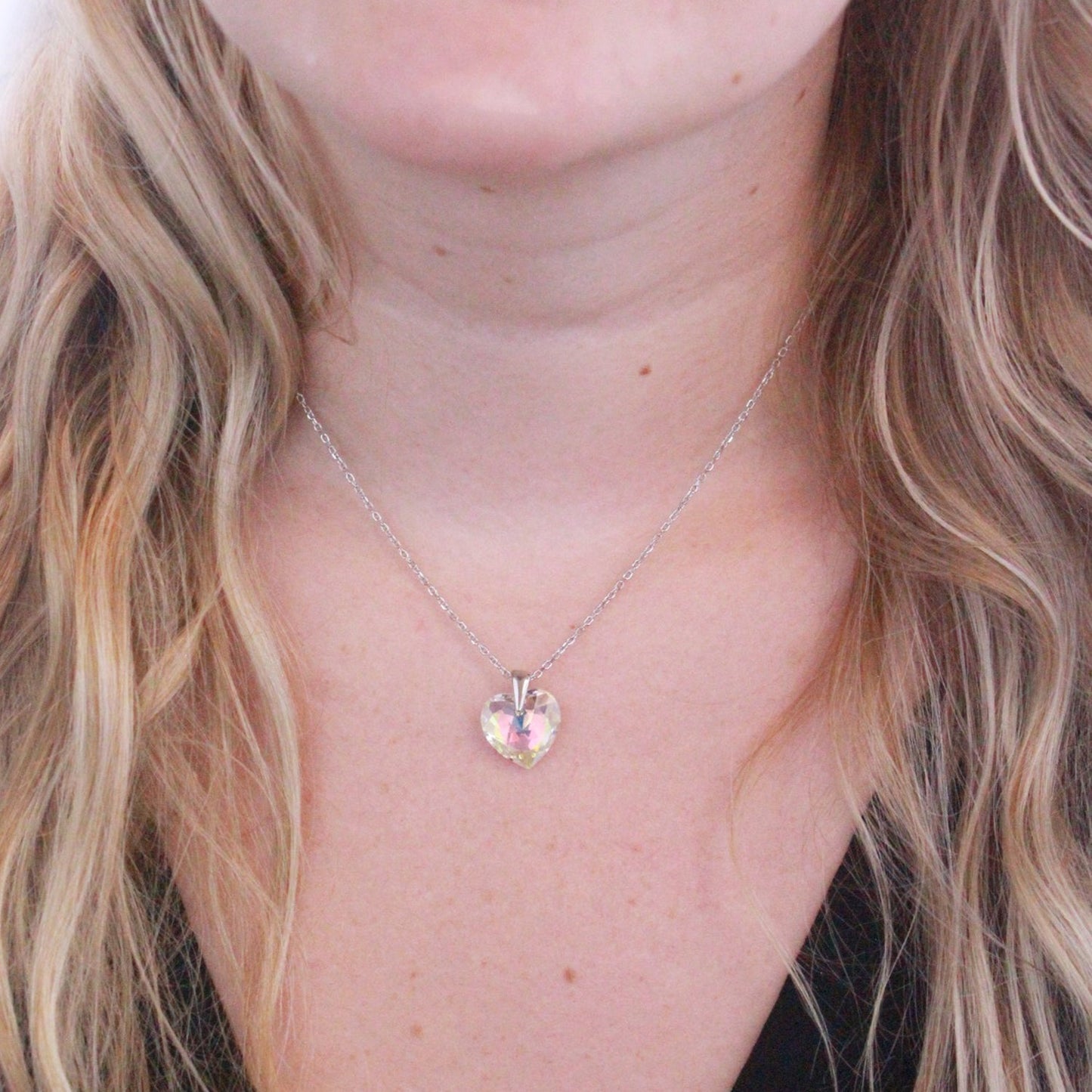 Pendentif Crystaline Heart en Cristal Autrichien : Élégance et Brillance Assurée