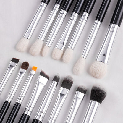 Set de 15 pinceaux en poils naturels pour un maquillage pro impeccable