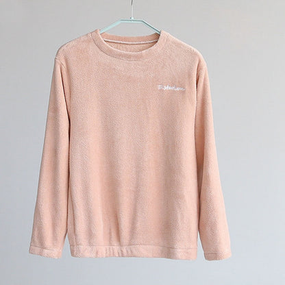 Ensemble pyjama femme en flanelle doux et élégant pour des nuits d'hiver confortables