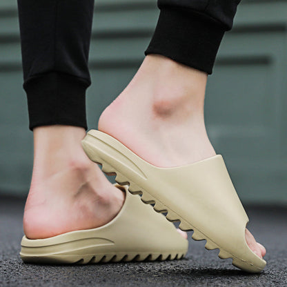 Claquettes Nuage V2 : Confort et Légèreté au Quotidien