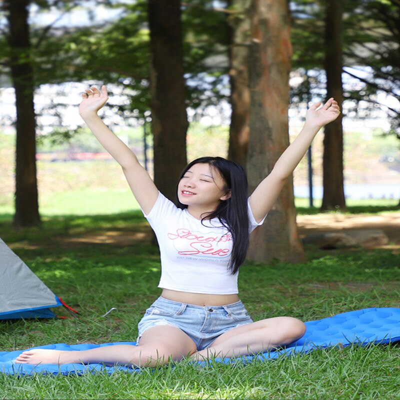 Matelas pneumatique gonflable 1 place : Confort nomade pour vos nuits entre amis