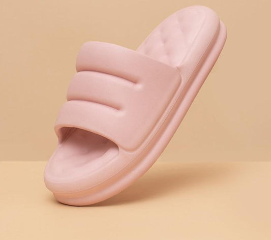 Claquettes Nuage Antidérapantes : Confort Léger et Sécurisé!