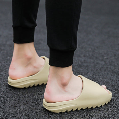 Claquettes Nuage V2 : Confort et Légèreté au Quotidien