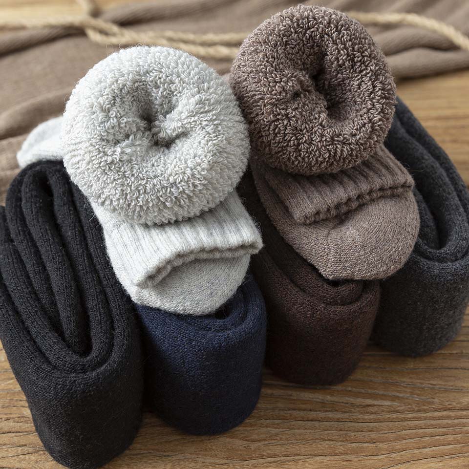 Chaussettes Longues en Laine Mérinos pour un Confort Hivernal Inégalé
