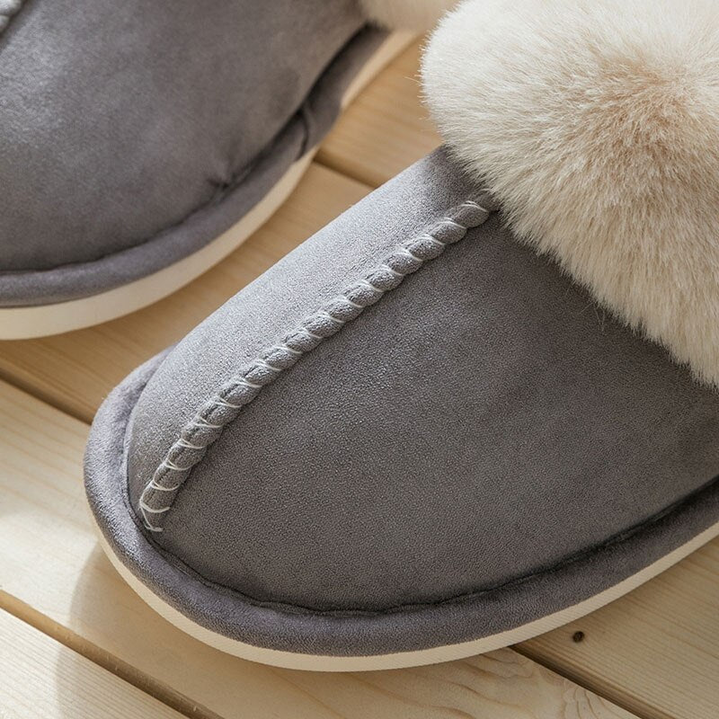 Chaussons en fausse fourrure Alex : confort et style pour vos pieds !