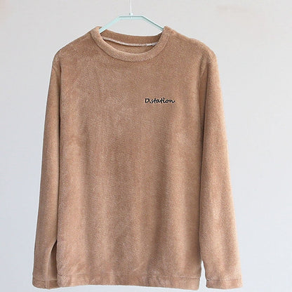 Ensemble pyjama femme en flanelle doux et élégant pour des nuits d'hiver confortables