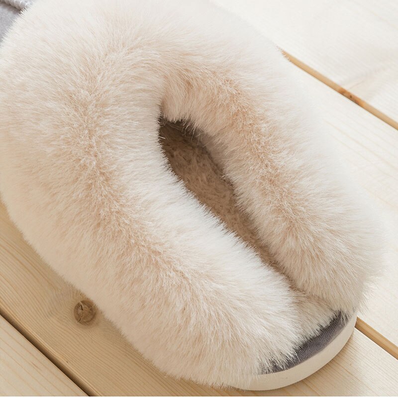 Chaussons en fausse fourrure Alex : confort et style pour vos pieds !