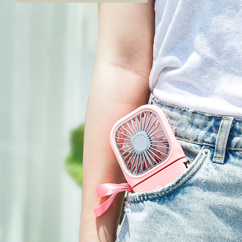 Ventilateur de cou suspendu pour un été rafraîchissant