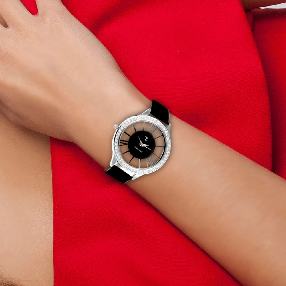 Montre en laiton ornée de 48 cristaux de bohème et bracelet en cuir noir