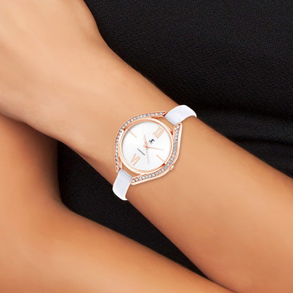 Montre Élégante en Laiton avec 46 Cristaux de Bohème et Bracelet en Cuir Noir