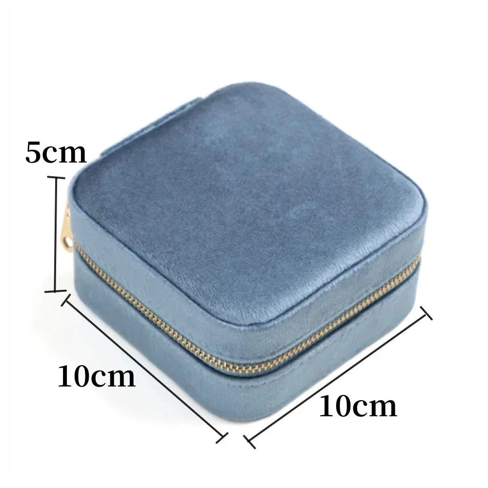 Mini Boîte à Bijoux en Velours - Élégance Complice de Vos Voyages
