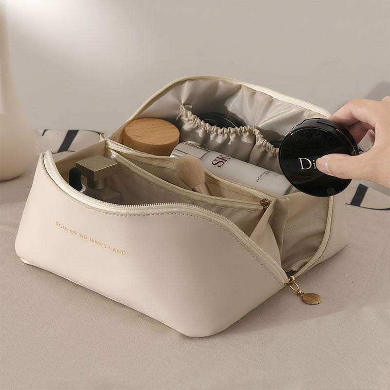 Trousse de Toilette en Cuir Chic avec Compartiments Pratiques