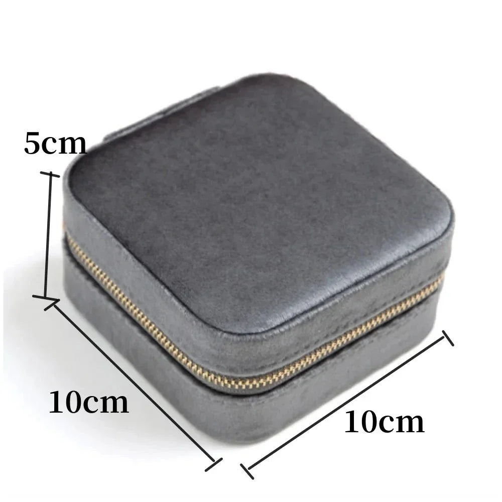 Mini Boîte à Bijoux en Velours - Élégance Complice de Vos Voyages