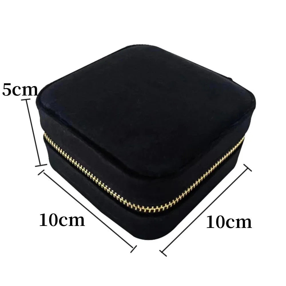 Mini Boîte à Bijoux en Velours - Élégance Complice de Vos Voyages