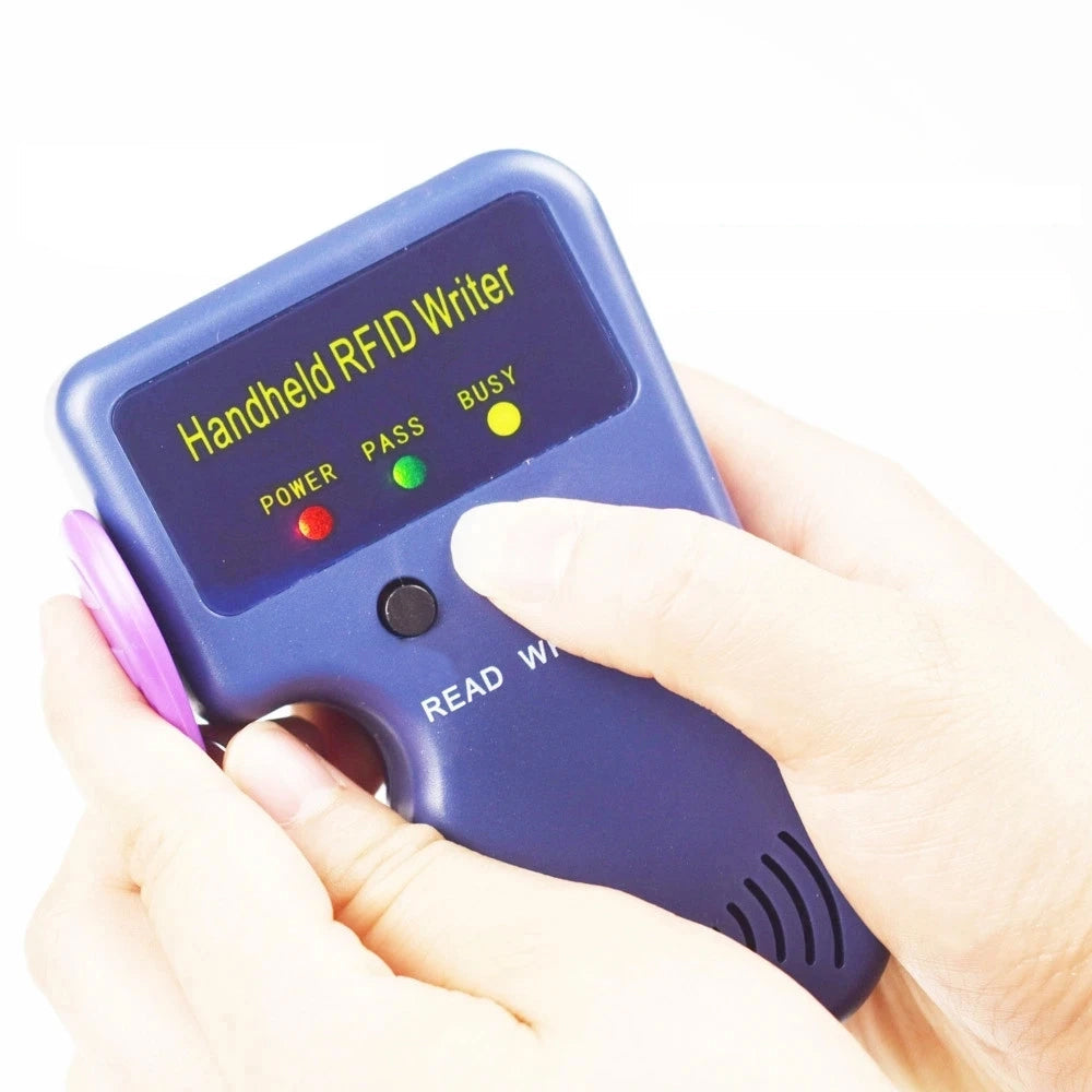 Système Duplicateur de Badges d'Accès RFID avec 5 Badges Inclus