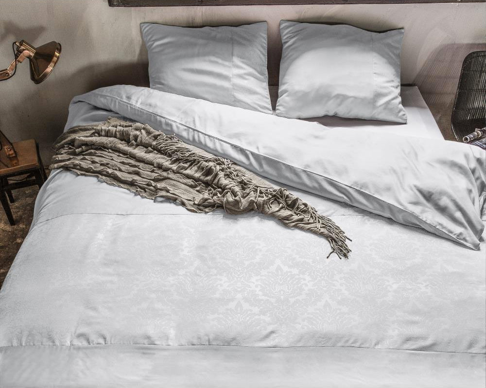 Ensemble Housses de Couettes Royales avec Taies d'Oreillers