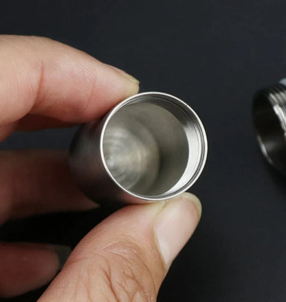 Mini Porte-Clé Boîte à Pilules Waterproof - Sécurisez Vos Médicaments.