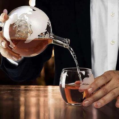Ensemble Carafe Globe avec 2 Verres à Whisky et Accessoires élégants