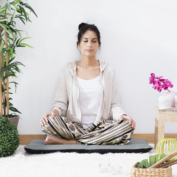 Chaise de sol inclinable : confort et style en toute simplicité