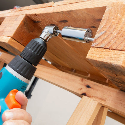 Clé à douille universelle pratique avec accessoires essentiels