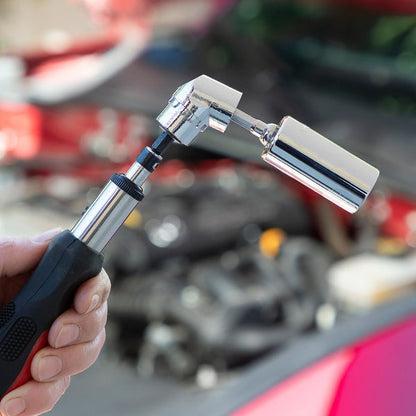 Clé à douille universelle pratique avec accessoires essentiels