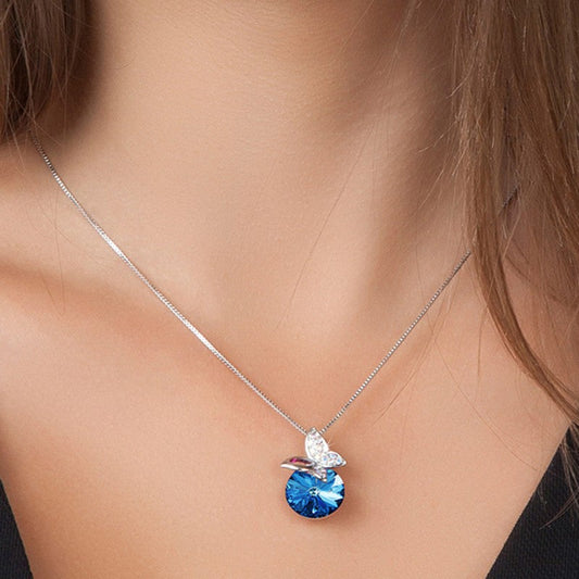 Collier Papillon Élégant en Cristaux de Bohème avec Rallonge Ajustable