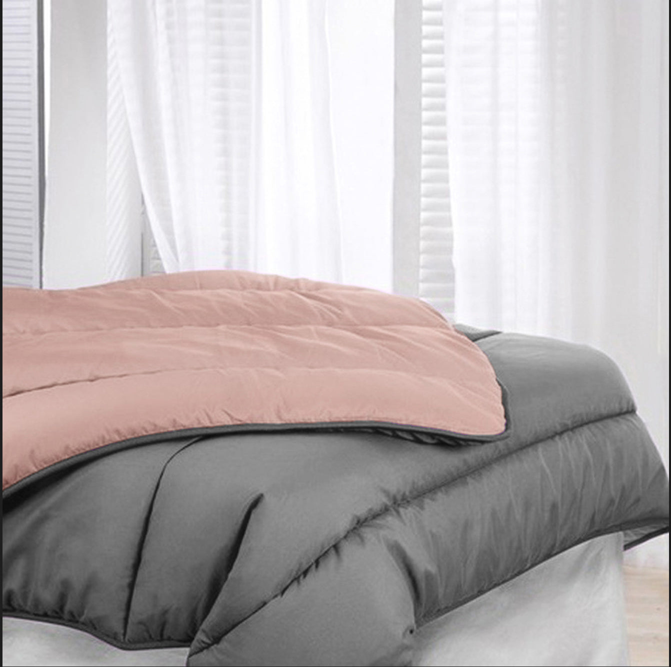 Couette Polyester 240 x 220 cm - Douceur et Convivialité pour Vos Soirées