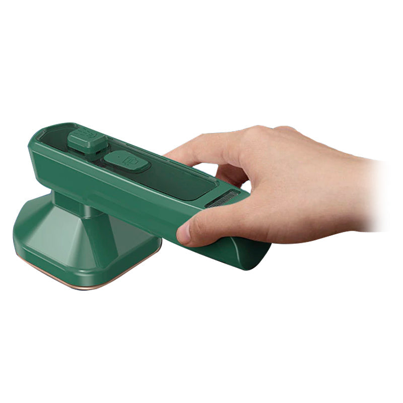 Mini Fer à Micro-Vapeur : Repassez Sans Effort et Sans Gouttes !