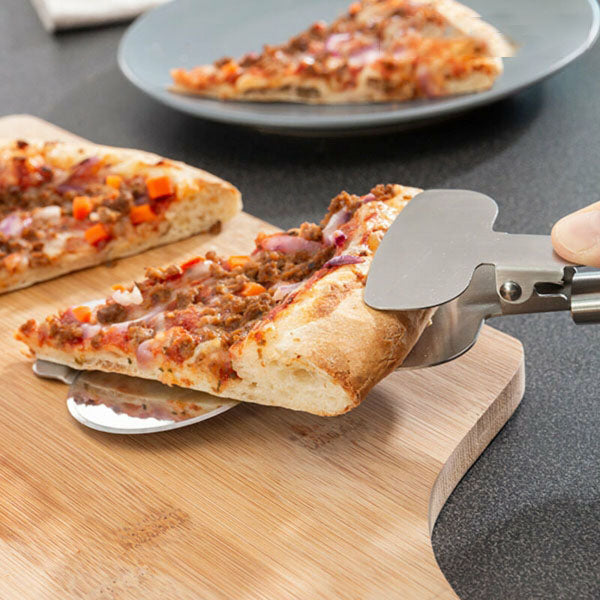 Découpeur 4 en 1 pour pizza : roulette, dents de scie, spatule et pince