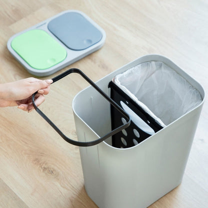 Double poubelle design pour recyclage moderne et pratique