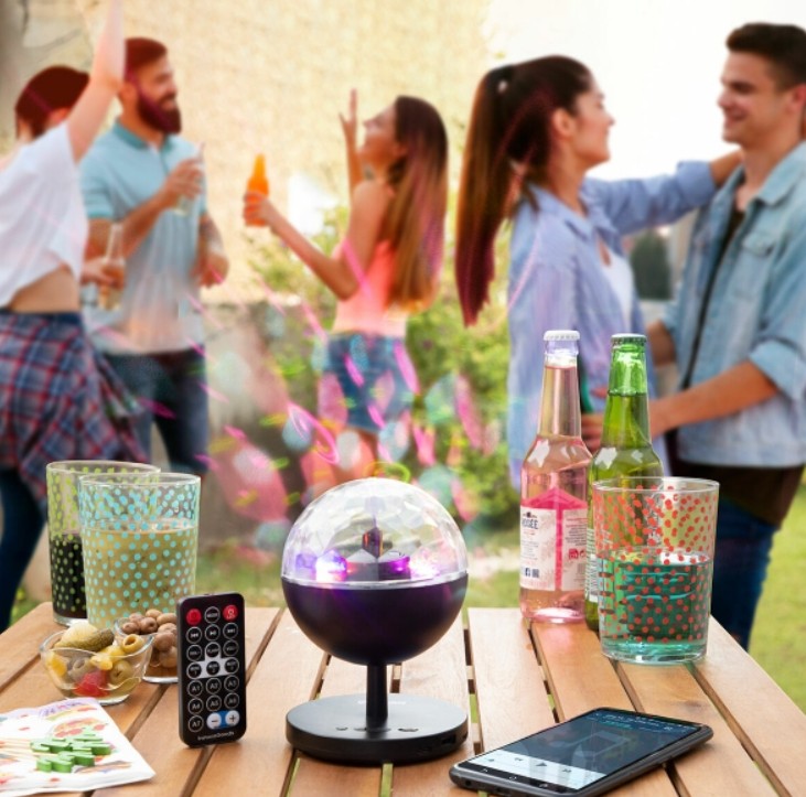 Projecteur LED Rechargeable avec Haut-parleur Bluetooth intégrés